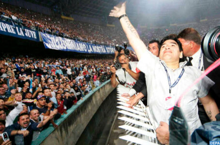 Naples: Le San Paolo rebaptisé « Diego Armando Maradona »