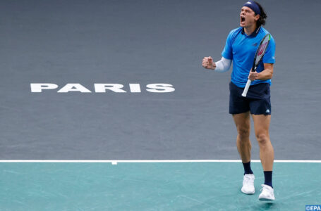 Masters 1000 de Paris: Raonic rejoint Medvedev en demi-finale