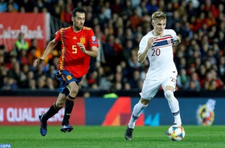 كأس أوروبا.. بوسكتس يغادر المعسكر التدريبي لمنتخب اسبانيا لإصابته بفيروس كورونا
