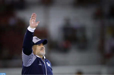 Argentine: Maradona passera plusieurs jours à l&rsquo;hôpital suite à son opération (médecin)