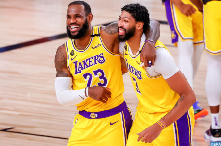 NBA: LeBron James et Anthony Davis absents contre les Clippers (médias)