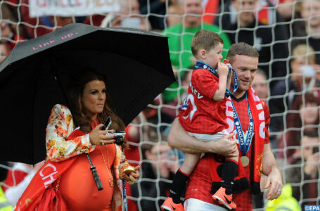 Angleterre: Le fils de Wayne Rooney signe pour Manchester United