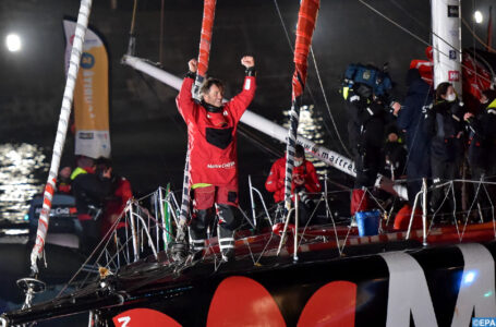 Voile: Yannick Bestaven remporte le Vendée Globe 2020