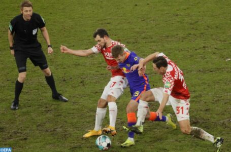 بطولة ألمانيا لكرة القدم (الدورة ال18).. ماينتس يفوز على ضيفه لايبزيغ 3-2