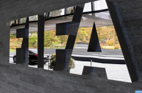 Covid-19: la Fifa ne va pas réclamer une priorité de vaccination pour les footballeurs (Infantino)