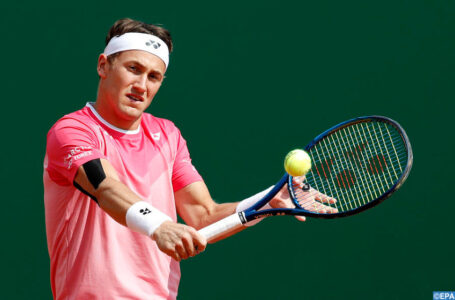Monte-Carlo: Ruud bat le tenant du titre Fognini et passe aux demi-finales