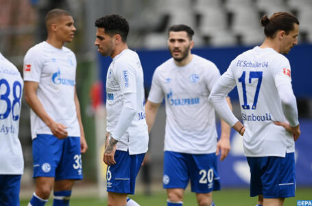 بطولة المانيا .. نادي شالكه يدخل العزل التطوعي قبل انطلاق موسمه