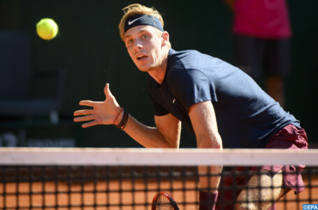 Roland-Garros: Le Canadien Denis Shapovalov forfait