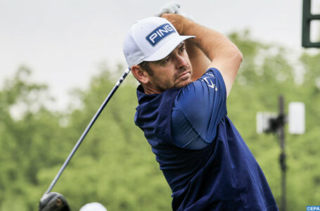 Golf: Le Sud-Africain Louis Oosthuizen en tête du British Open