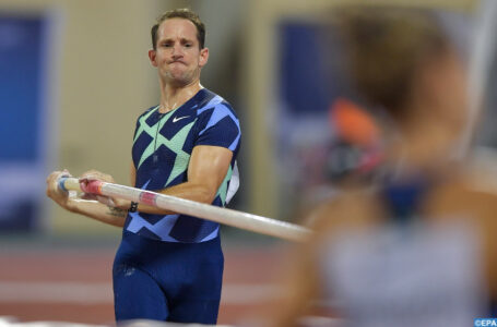 Athlétisme (Saut à la perche): Renaud Lavillenie blessé à deux semaines des JO