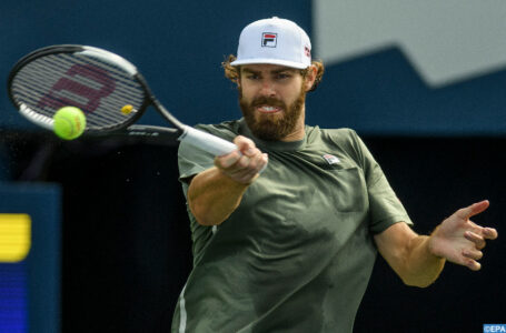 Tennis : Opelka sort Tsitsipas et se qualifie pour la finale à Toronto