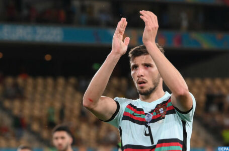 Premier League: Ruben Dias prolonge à Manchester City jusqu&rsquo;en 2027