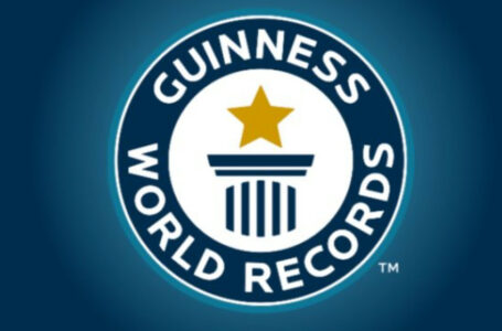 Guinness des records : Deux nageurs marocains font leur entrée
