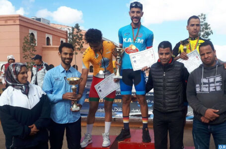 سباق الدراجات ..تنظيم أربع تظاهرات رياضية جهوية تخليدا لذكري عيد الاستقلال المجيد