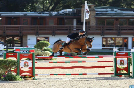 Concours officiel de saut d&rsquo;obstacles de la Garde Royale : Farid Amanzar remporte le Prix de la place d&rsquo;armes de Rabat-Salé