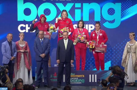 Boxe: La Marocaine Khadija El Mardi sacrée à Istanbul vice-championne du monde des poids lourds