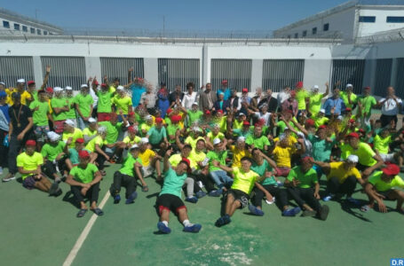 Sport pour tous : activités socio-sportives au profit de 400 pensionnaires mineurs de la prison locale El Arjat 2