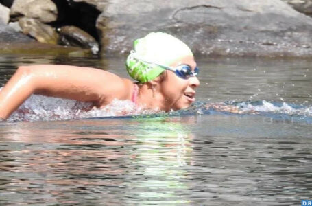 Natation en eau libre: Inas Rachidi se livre à la MAP avant sa participation aux Championnats du monde juniors