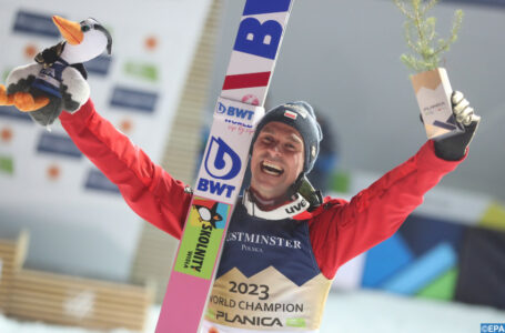 Saut à skis: le Polonais Piotr Zyla champion du monde pour la deuxième fois