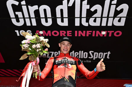 Tour d&rsquo;Italie: l&rsquo;Italien Jonathan Milan remporte la 2e étape au sprint