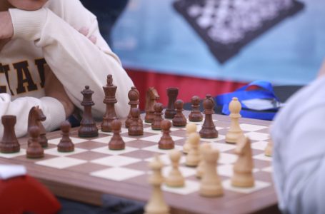 الدار البيضاء.. البطولة العربية للشطرنج: تتويج المصرية جوو رومان والفلسطيني ماجد التل بلقب البطولة