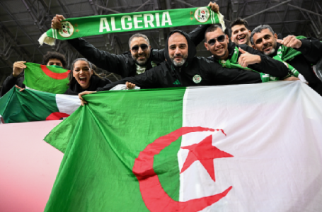الجماهير الجزائرية حاضرة بقوة بملعب مولاي الحسن بالرباط لمساندة الخضر