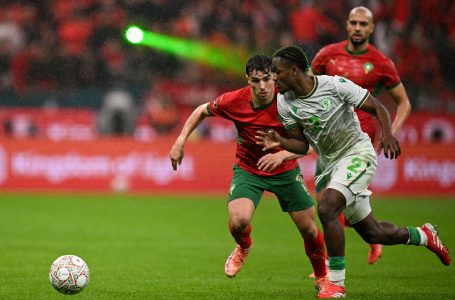 المنتخب المغربي يسعى لفك شفرة دفاع المنتخب القمري