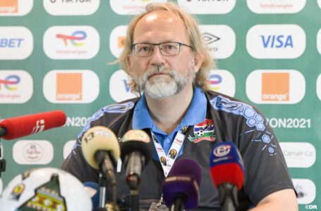 كان 2025.. سانتفيت يعد بتقديم منتخب مالي طموح ومنضبط في مواجهة المغرب