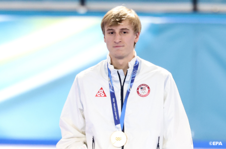 JO-2026: l&rsquo;Américain Stolz remporte le 500 m en patinage de vitesse