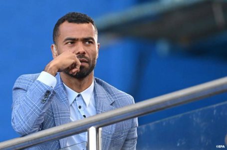 كرة القدم.. نادي تشيزينا الإيطالي يتعاقد مع المدرب آشلي كول