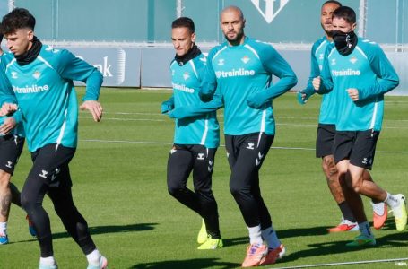 Football : Sofyan Amrabat reprend partiellement l’entraînement avec le Betis