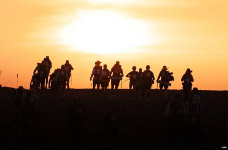 ماراطون الرمال: رشيد المرابطي يتفوق على شقيقه في المرحلة الثالثة
