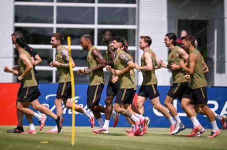 مونديال 2026..استعدادا لمواجهة المغرب ،المنتخب الكندي يجري حصته التدريبية الأخيرة بصفوف مكتملة