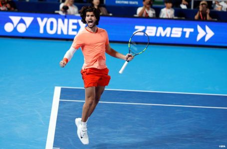 Tennis: Alcaraz remporte son premier tournoi à Tokyo depuis son retour de blessure